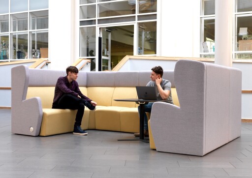 OCEE_FOUR-–-UK-–-Soft-Seating-–-Hilly-–-Lifestyle-Image-3-Large.jpg